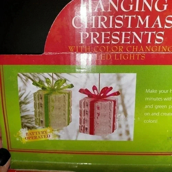 13Acrylic Gift Box Christmas light up Ornaments battery operated. Red and Green - Picture 3 of 16